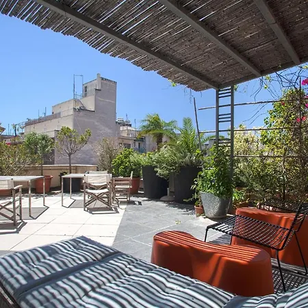 Bauhaus Building With Green Roof Top Terrace - Ep16 Apartment Athens