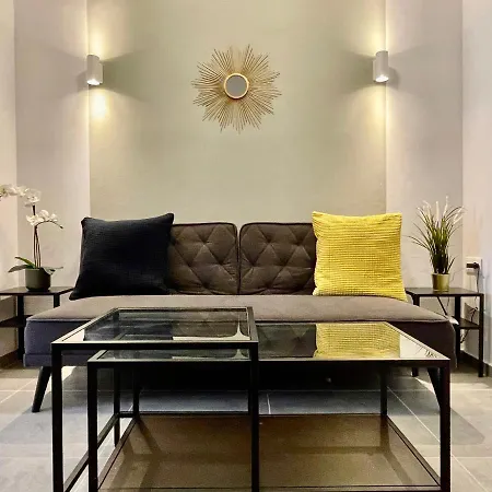 Boutique Two Bedrooms Apartment Athens