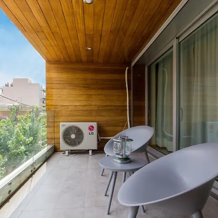 Bright Flat For 4 Near The Subway * Athens