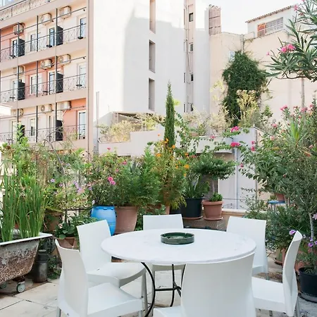 Stylish, Basement With Roof Access - Ep9b Apartment *