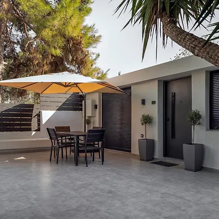 Kavouri Seaside Luxury