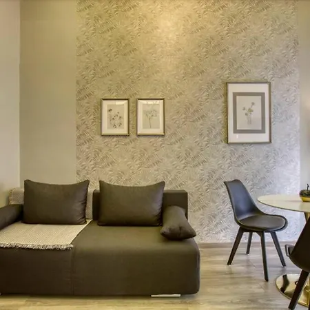 Plaka Filotheis House B *