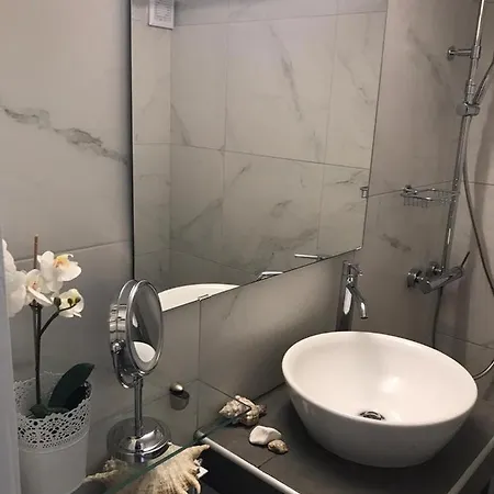 Luxury In Riviera Athens