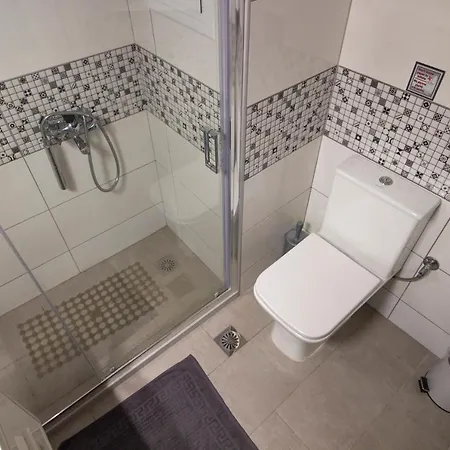 Apartment Luxury 10' From The Center!
