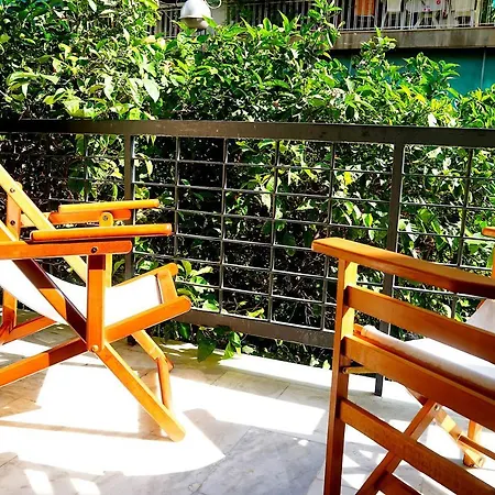 70m2 4 Mins From Central Station! Apartment Athens