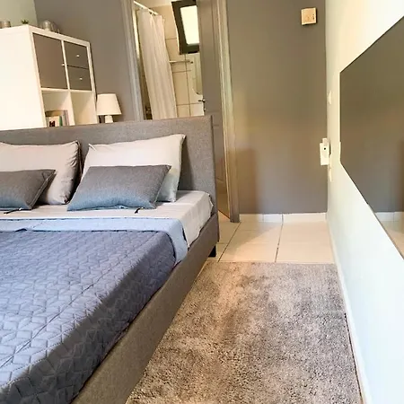 Confidential Apartment, Prime Location Athens