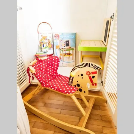 Apartment 1, Kotzia Str. & Poseidonos Avenue, Alimos Athens