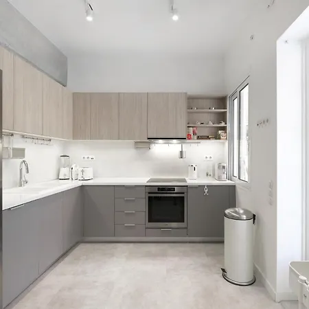 Pagrati Stunning αpartment 1 By Gianttrip *