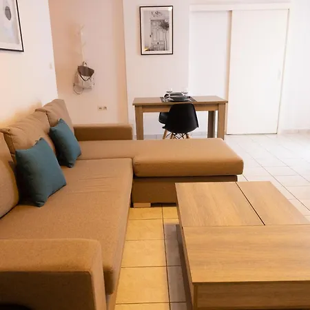 Spacious Close To The Sea And The Center Athens