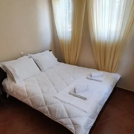 Athenian Luxury In Glyfada Apartment