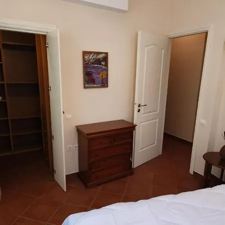 Athenian Luxury In Glyfada Apartment