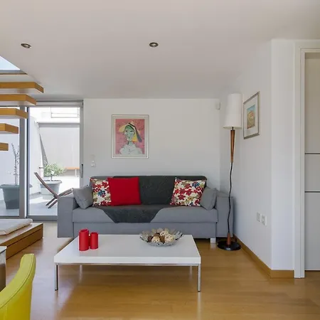 Flawless Flat For 2 Near The Subway Athens