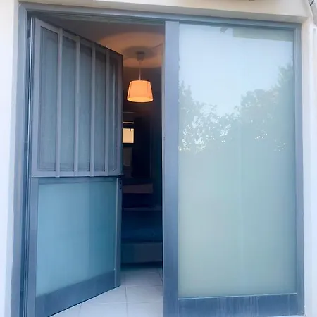 Confidential Apartment, Prime Location Holiday home Athens