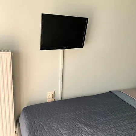 Confidential Apartment, Prime Location Holiday home