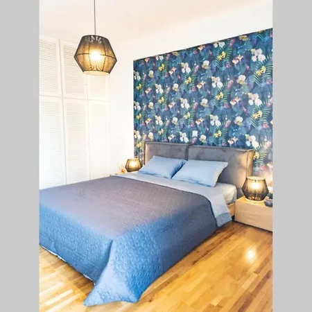 1, Kotzia Str. & Poseidonos Avenue, Alimos Apartment
