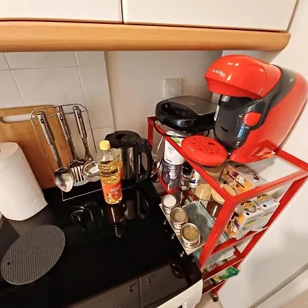 Tea Balcony - Quiet & Cozy- Ano Glyfada Apartment Athens