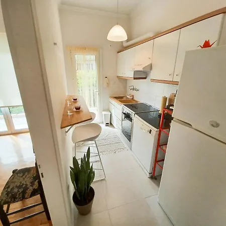Apartment Tea Balcony - Quiet & Cozy- Ano Glyfada *