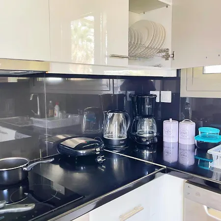Wsd Luxury Bright 2bd With Sea View Balcony Apartment
