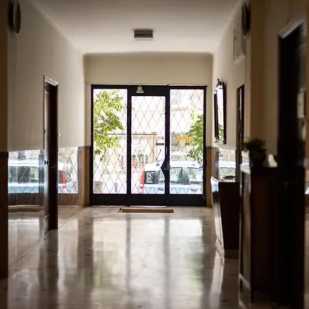 Two Bedroom In Syntagma - Ermou Area Apartment