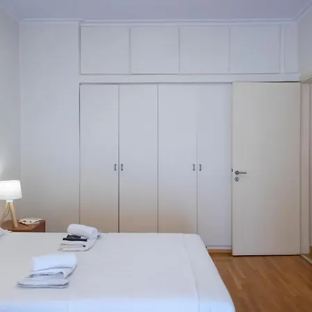 Two Bedroom In Syntagma - Ermou Area Apartment
