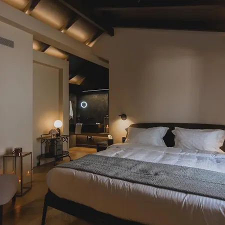 Hotel Nikiou Luxury 4*