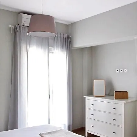 3 Bedrooms In City Center Apartment *