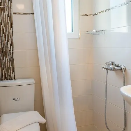 Charmy Petit Flat In Apartment