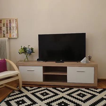Mets 3 Mins Away From Panathenaic Apartment *