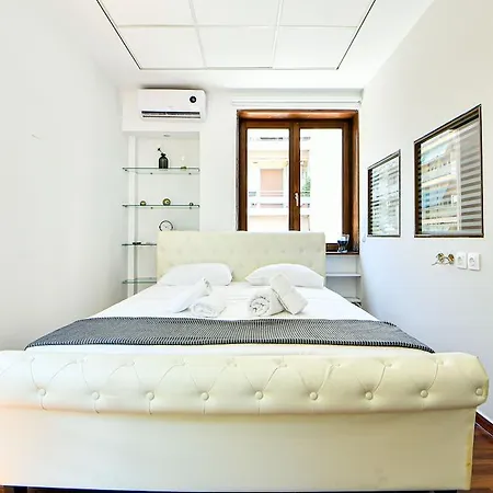 Flowers Of Athens, Boutique With 6-apartments In Central Apartment