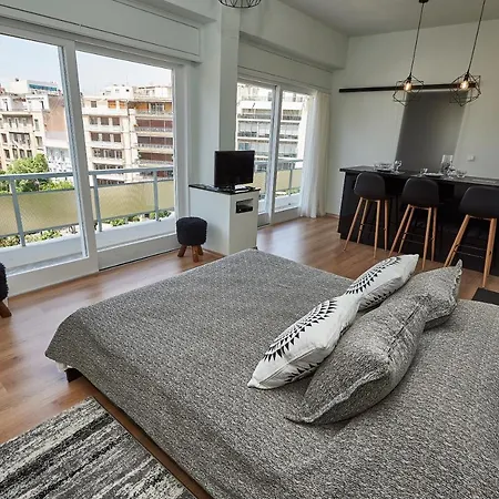 The El Greco Spirit Meets The Athenian Luxury 2 Apartment