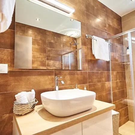 Appartement The El Greco Spirit Meets The Athenian Luxury Apt1 *