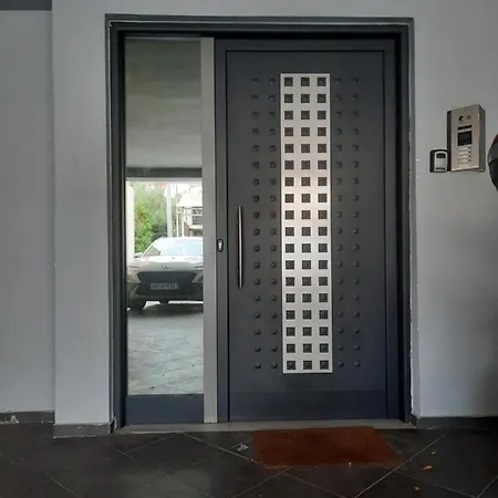 One Bedroom New With Large Living Athens