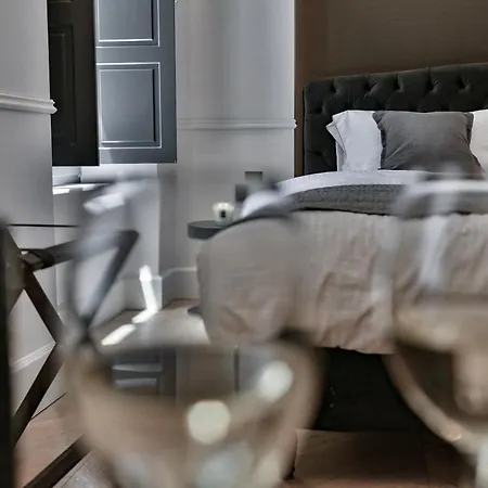 Nikiou Luxury Hotel 4*