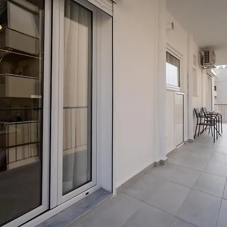 Pagrati's Apartment *