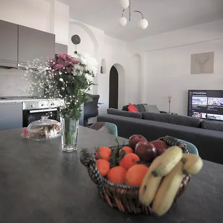 Modern 2 Bedroom Next To Metro - Marousi * Athens