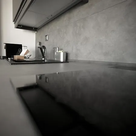 Modern 2 Bedroom Next To Metro - Marousi Apartment *