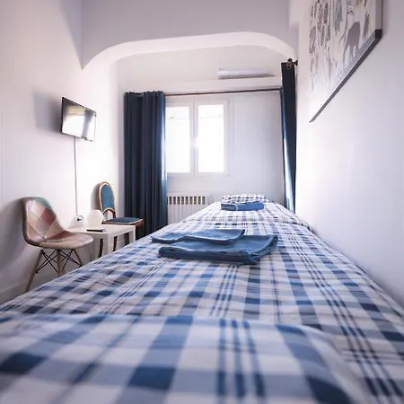 Apartment Modern 2 Bedroom Next To Metro - Marousi *