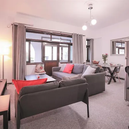 Apartment Modern 2 Bedroom Next To Metro - Marousi *