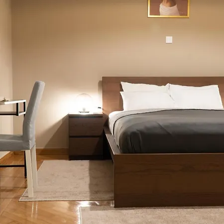 Apartment Nikis Artistic Flat/ Syntagma Square