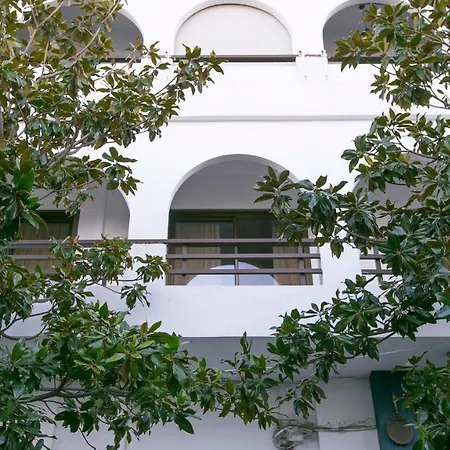 Modern 2 Bedroom Next To Metro - Marousi Apartment Athens
