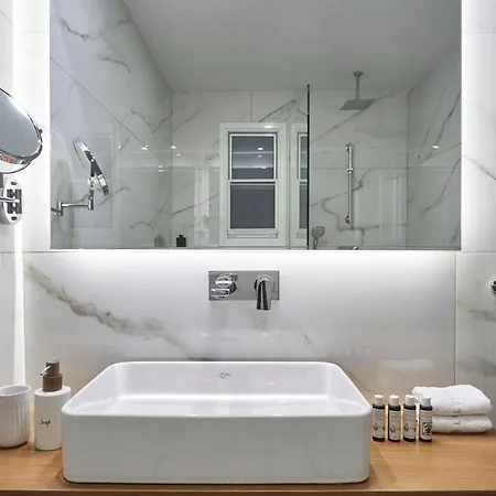 Chic N Bright 3bd With Hilton View Appartement