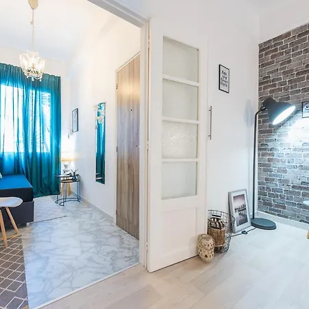 Lovely 1 Bedroom In *