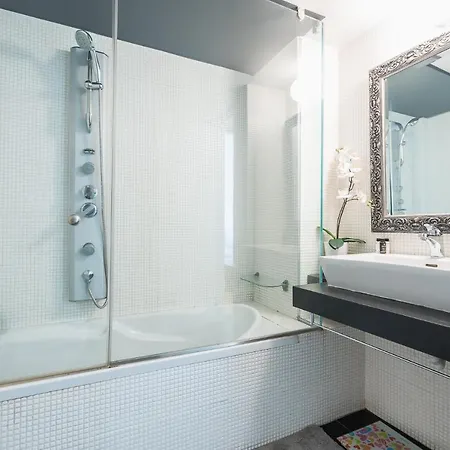 Traveler's Dream 4 Brdm Renovated Penthouse Apartment Athens
