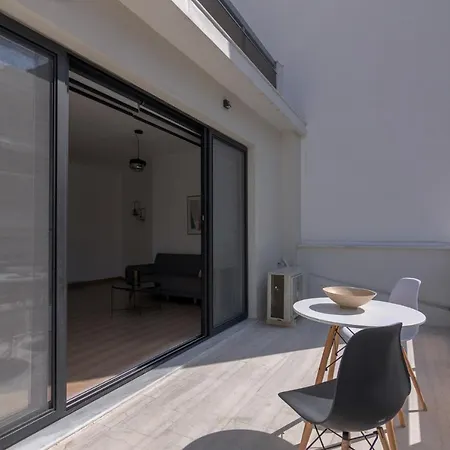 Leochares Lifestyle - Self Check-in Apartment *