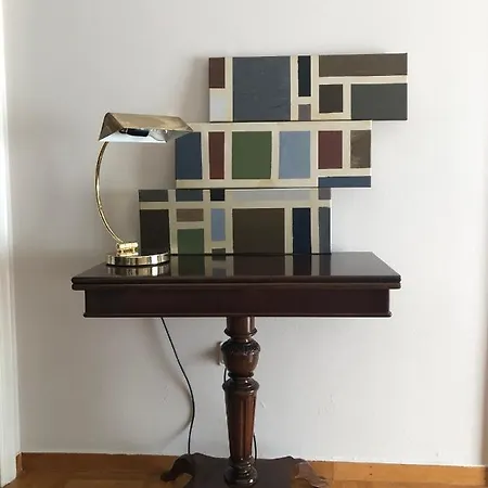 Pied-a-terre Apartment