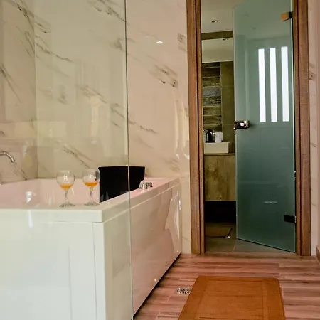 Dafni Luxury Apartment *