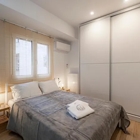 Calliope Apartment