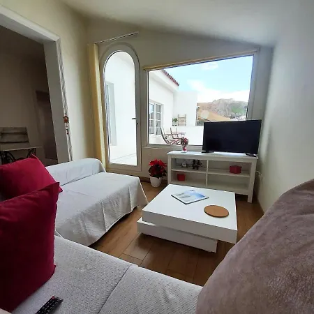 Acroview Apartment