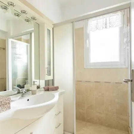 Mall Center Apartment Athens