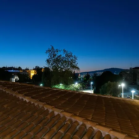 מלון דירות Ether Loft 3*